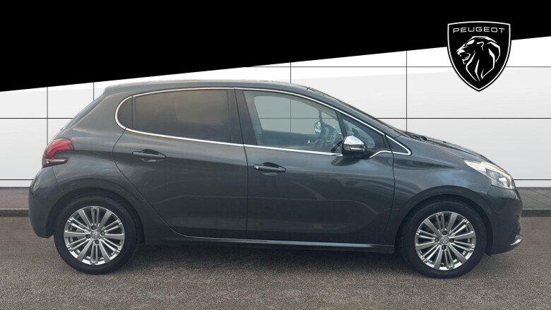 Peugeot 208 1.2 PureTech 82 Allure 5dr Petrol Hatchback